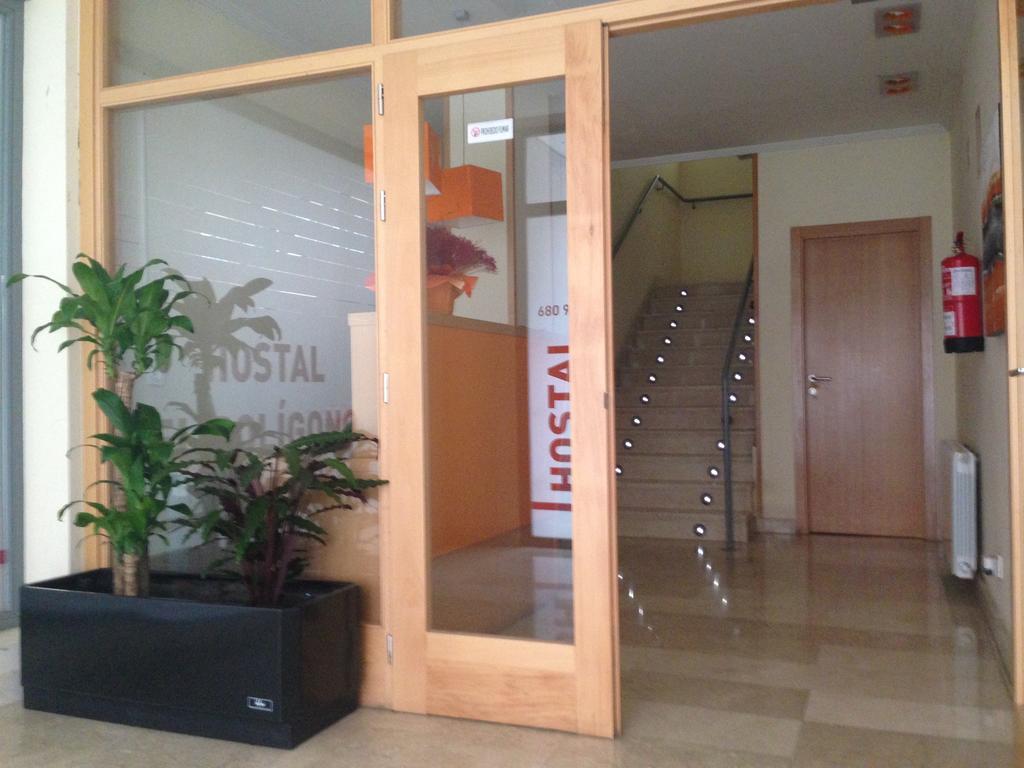 Hostal El Poligono Zamora Exterior photo